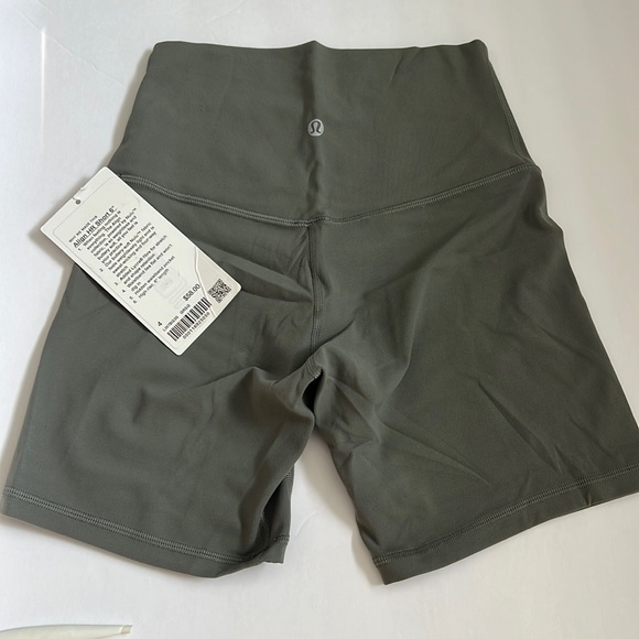 NWT Lululemon Align HR Short 6”, Grey Sage, Sz 4 - Picture 4 of 5